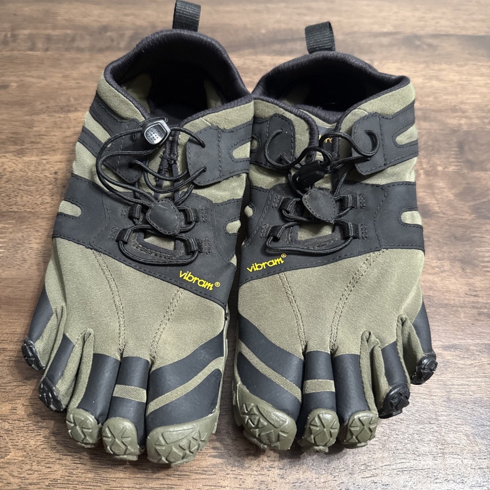 Vibram FiveFingers Olive Green and Black Toe Shoes